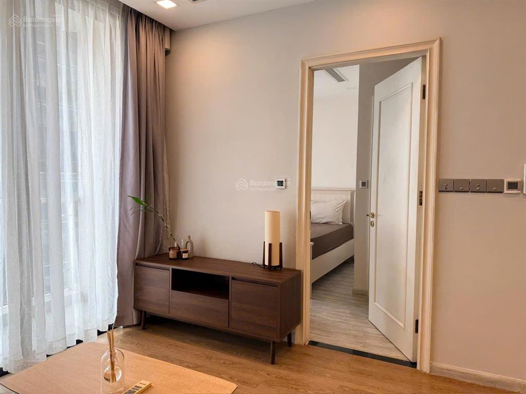 Căn hộ hot cần bán ngay tl gấp cc vinhomes golden river ba son, 13 tỷ, 70 m2, shld bao đẹp !!!