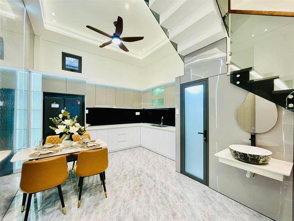 Nhà chủ cần bán gấp hẻm lý thường kiệt gò vấp  dt 52m2, 4x13m, shr