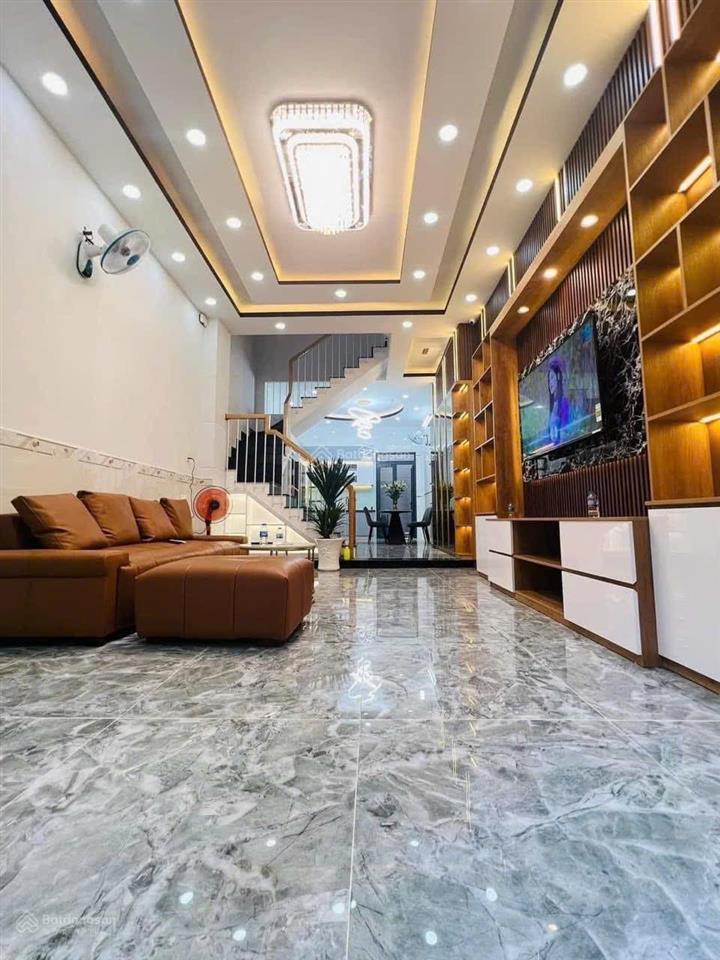 Chủ đi định cư cần bán nhanh nhà đẹp 3pn 3wc giá 3tỷ150 dt 56m²(4x14) shr
