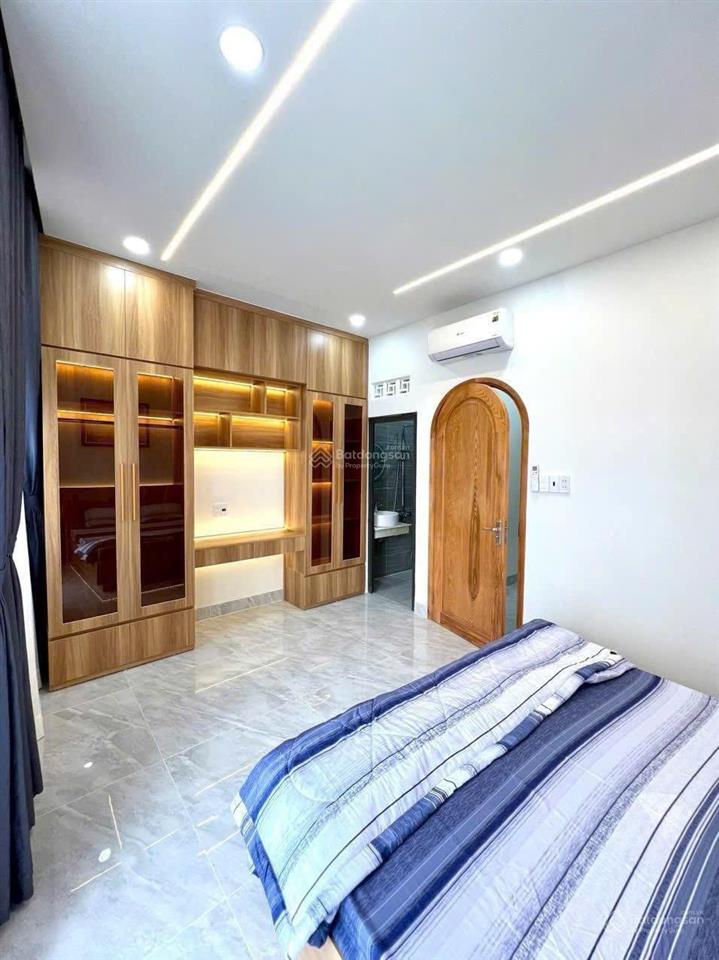 Chủ cần xoay vốn kinh doanh nên bán giá tốt giá 2tỷ9 dt 48m2 (4x12) shr