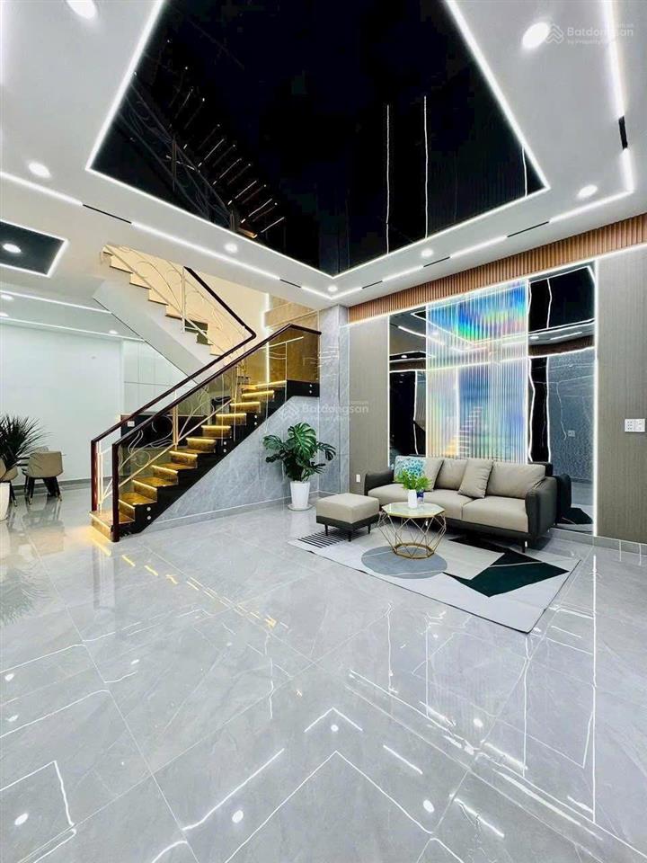 Nhà đẹp 1 trệt 2 lầu đường lê đức thọ,p13 gò vấp 58m2 giá chỉ 2tỷ5 shr bán gấp còn thương lượng