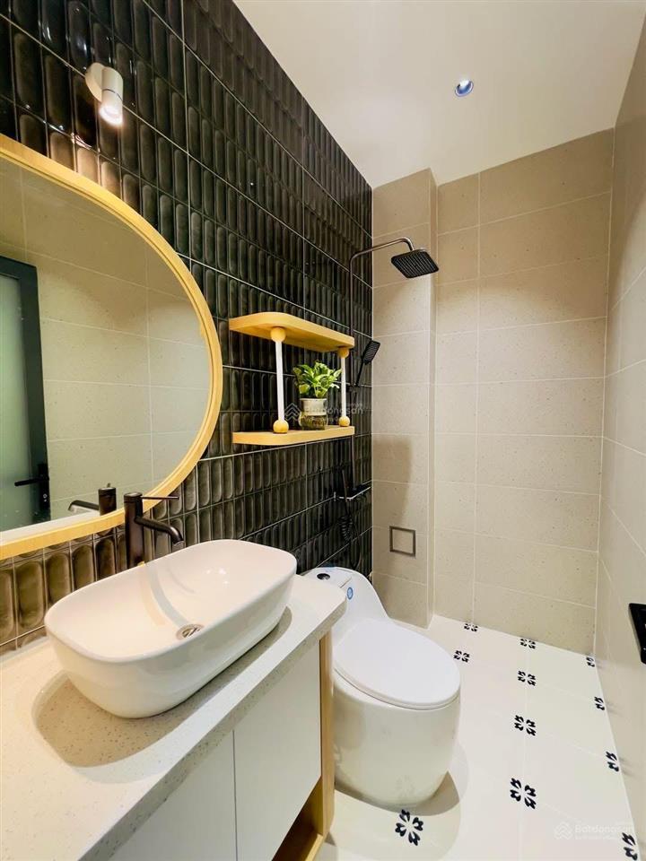 Nhà mới keng đường trần quý cáp, p. 3, bình thạnh. dt 50m2, shr, hxh (còn thương lượng)