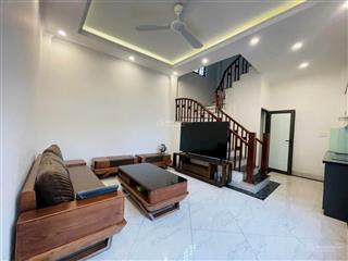 Nhà đẹp  ô tô đỗ cửa  31m² tại trung tâm thạch bàn nhỉnh 6 tỷ !