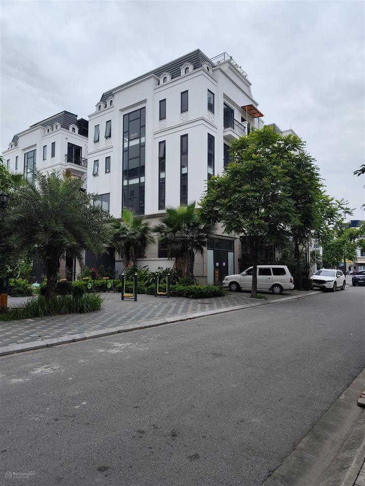 Bán biệt thự view công viên mặt vườn hoa c14 phúc đồng 145m² , mt 7,8m nhà 6 tầng giá 52,5 tỷ .
