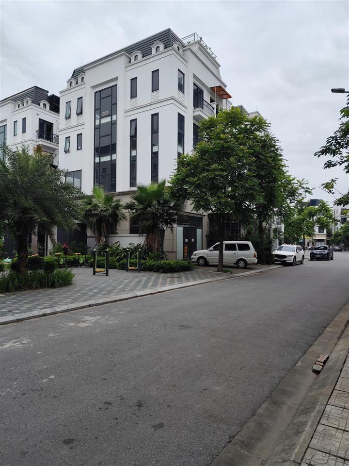 Bán biệt thự view công viên mặt vườn hoa c14 phúc đồng 145m² , mt 7,8m nhà 6 tầng giá 52,5 tỷ .