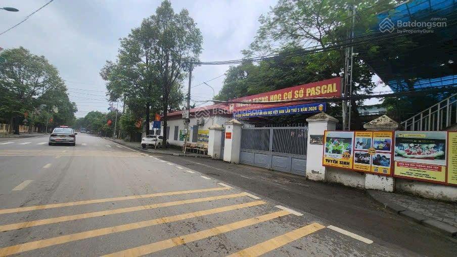 Nhỉnh 4 tỷ 64m thôn vệ, nam hồng, ô tô vào đất