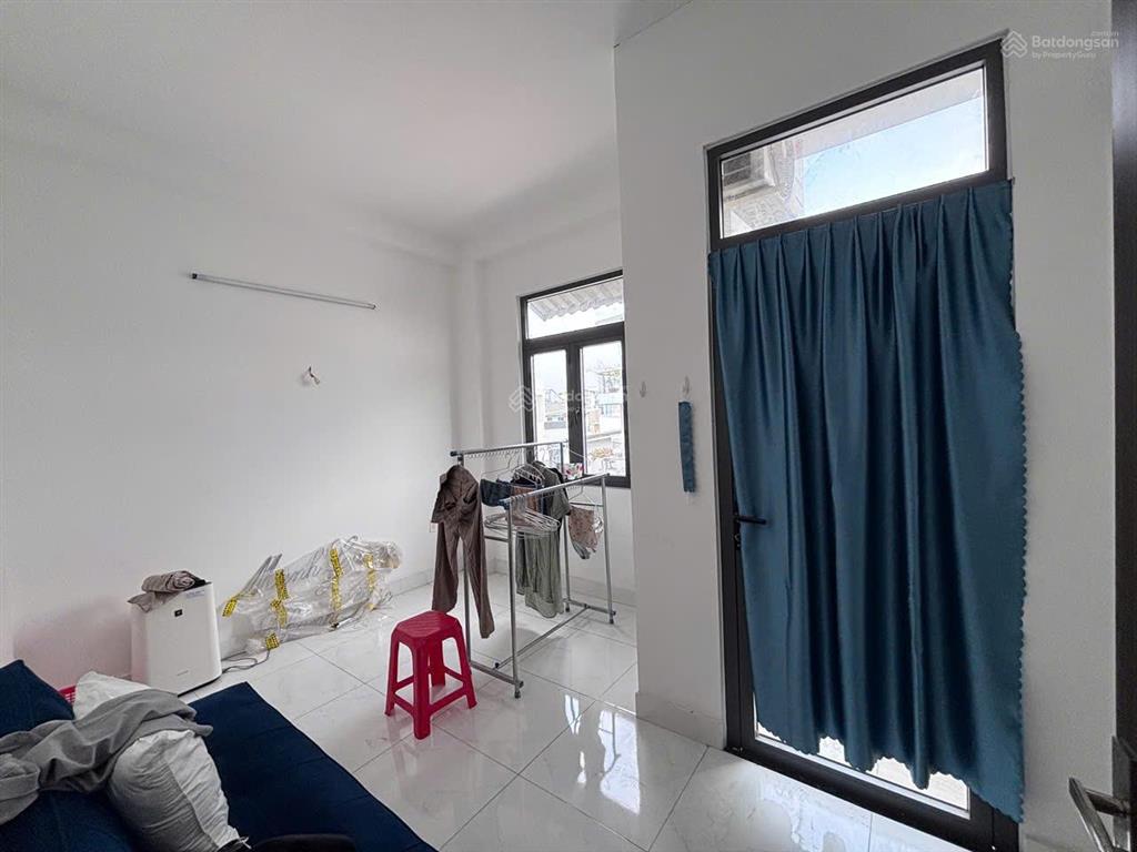 Bán nhà đường đỗ nhuận  tân phú gía cực tốt