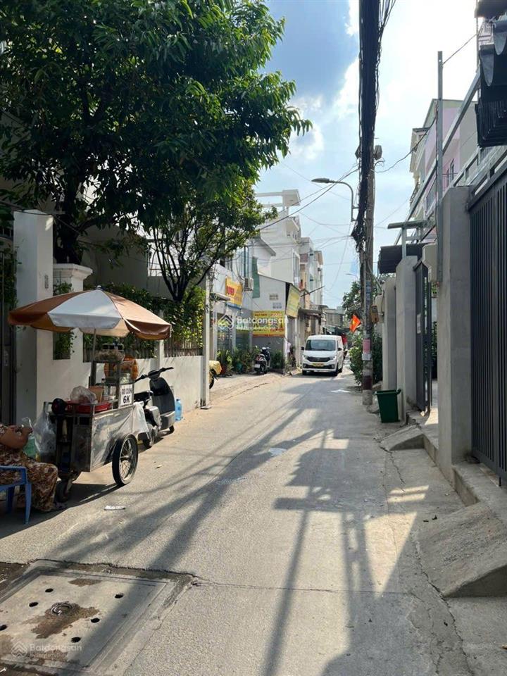Nhà mặt tiền hiếm gần ngay trường đại học công thương dt 4x15m 1 lầu đúc. giá 7,1 tỷ tl