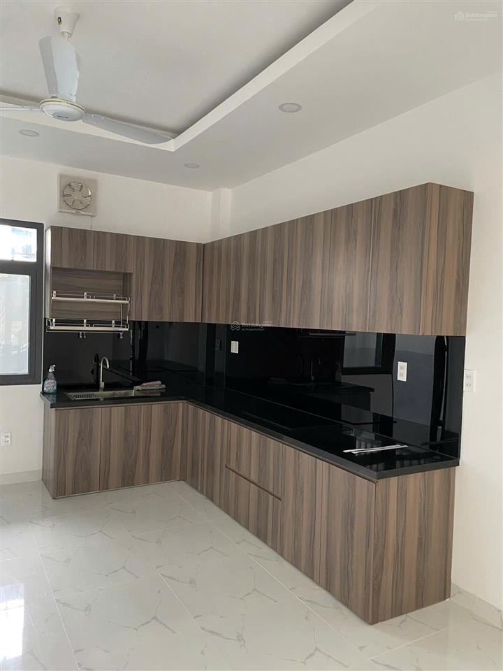 Khu đồng bộ 72g nguyễn văn yến  khu vip nhà đẹp (4mx15m) đúc 3.5 tấm 4pn, 5wc, ở và làm vp