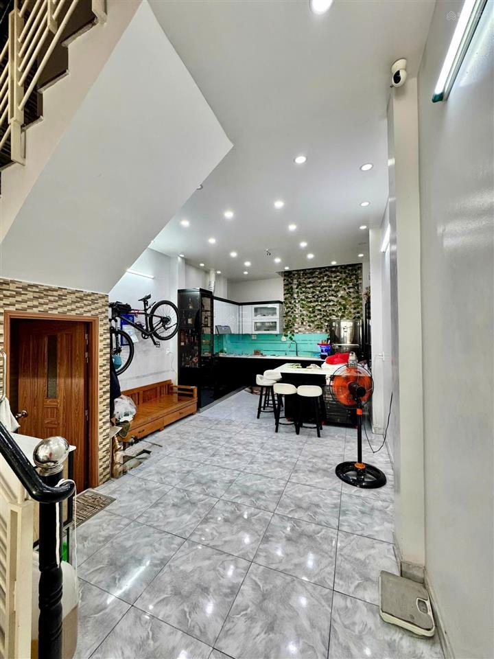Mặt tiền đường nhựa  số 22 cư xá độc lập 4x15m 4 tầng mới đẹp vào ở ngay giá 9 tỷ còn tl