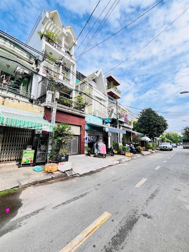 Chính chủ cần bán nhà đường t8, tây thạnh, tân phú. có dãy trọ 6 phòng thu nhập 11,5tr mỗi tháng