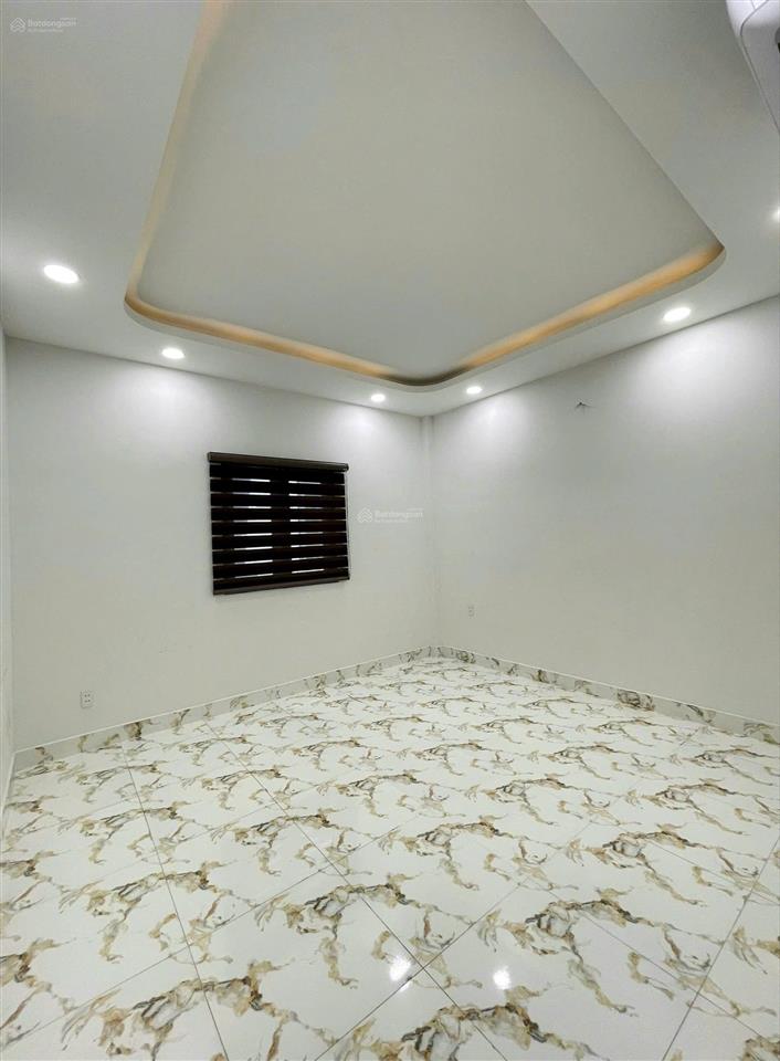 Bán nhà mới đẹp dọn vào ở ngay giá 5,6 đồng