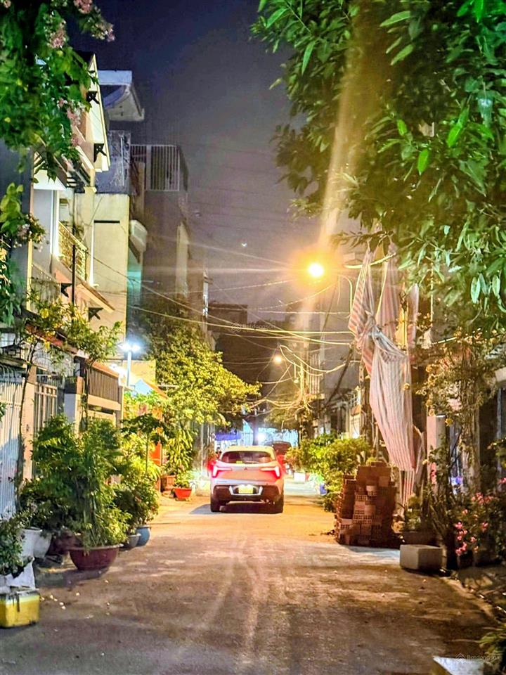 Hàng hiếm dưới 5 tỷ! hẻm 5m ô tô tránh lê văn phan (vườn lài)  sát mặt tiền
