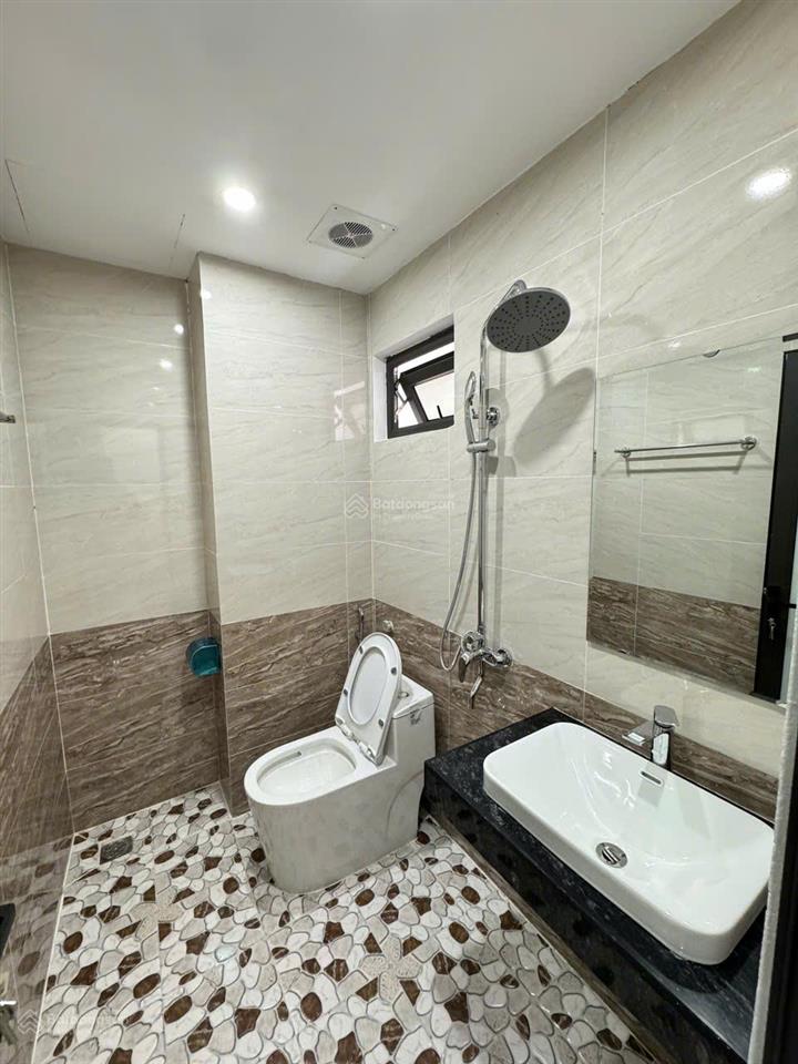 Bán nhà 38m2x5 tầng mới cực đẹp thang máy ô tô đỗ cửa phố đại cát, liên mạc, thượng cát giá 