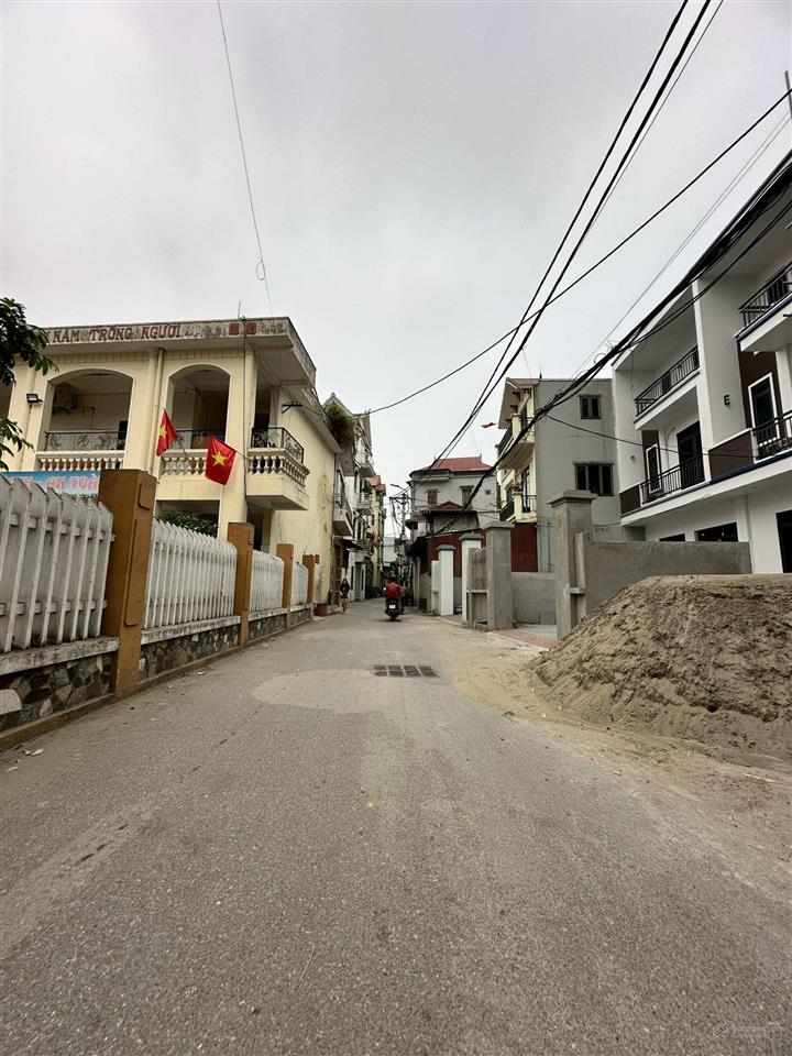 Chính chủ cần bán lô đất đẹp hương mạc từ sơn vị trí cực đẹp giáp ngay trường mầm non, khu dân