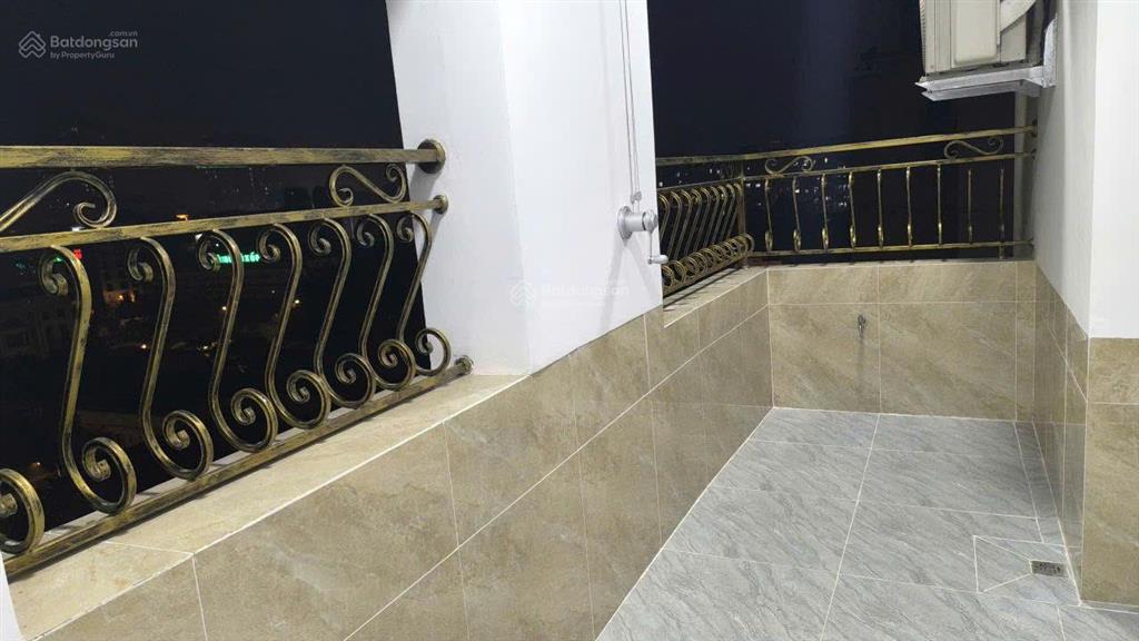 Bán căn hộ chung cư ct4 mễ trì hạ 120m2, 4pn căn góc thoáng nội thất đầy đủ