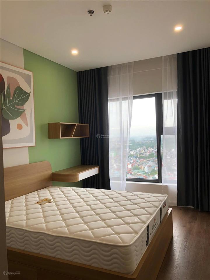 Cho thuê gấp căn hộ 2 ngủ 85m2 tòa c37 bắc hà  tố hữu  đủ nội thất  nhận ngay  0961 068 ***