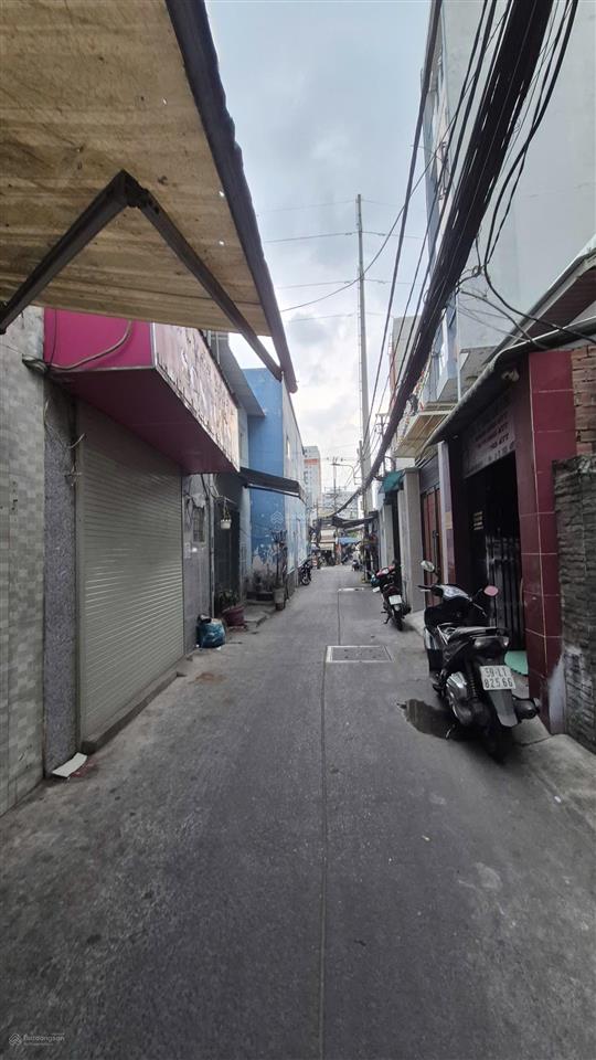 Nhà hxh, ngay chợ bùi minh trực, p5 quận 8, shr, chỉ 4ty280 tl