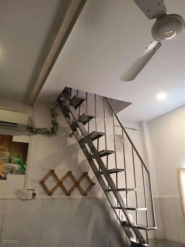 Nhà hxh, ngay chợ bùi minh trực, p5 quận 8, shr, chỉ 4ty280 tl