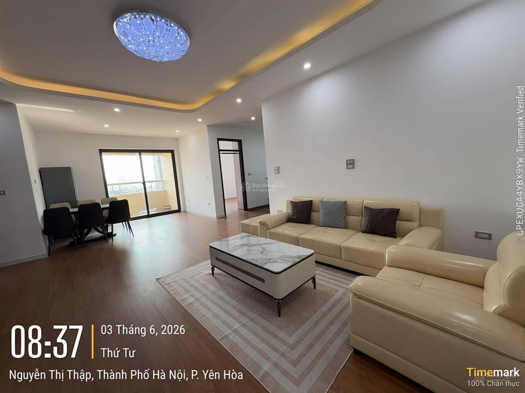 Bán căn hộ chung cư 3pn, 2wc tại phố hoàng đạo thúy, giá tốt, view đẹp căn góc đông nam. 0984 677 ***