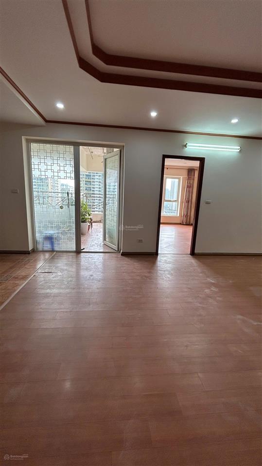 Cho thuê cc 34t  3pn, 3wc, 160m² tại khu đô thị trung hòa  nhân chính, giá ưu đãi 18 triệu vnd