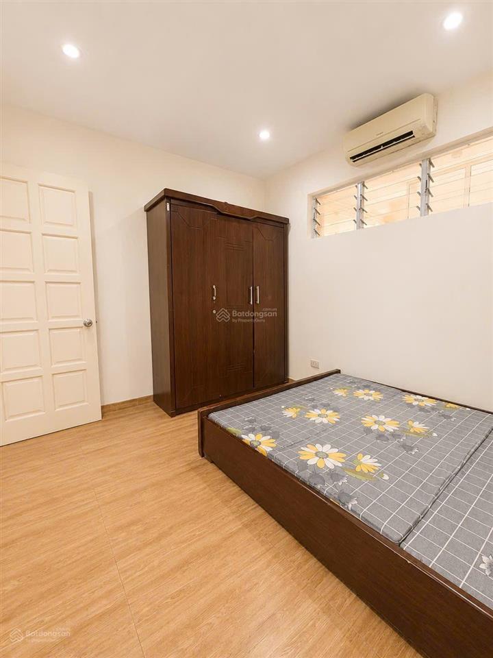 Cho thuê căn hộ 102 thái thịnh, đống đa, 2 pn, 2 wc, full đồ, giá 12tr/tháng. 0984 677 ***