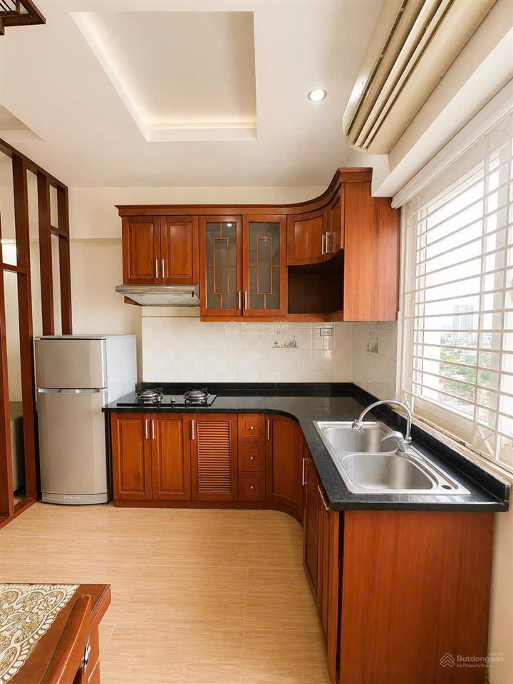 Cho thuê căn hộ 102 thái thịnh, đống đa, 2 pn, 2 wc, full đồ, giá 12tr/tháng. 0984 677 ***
