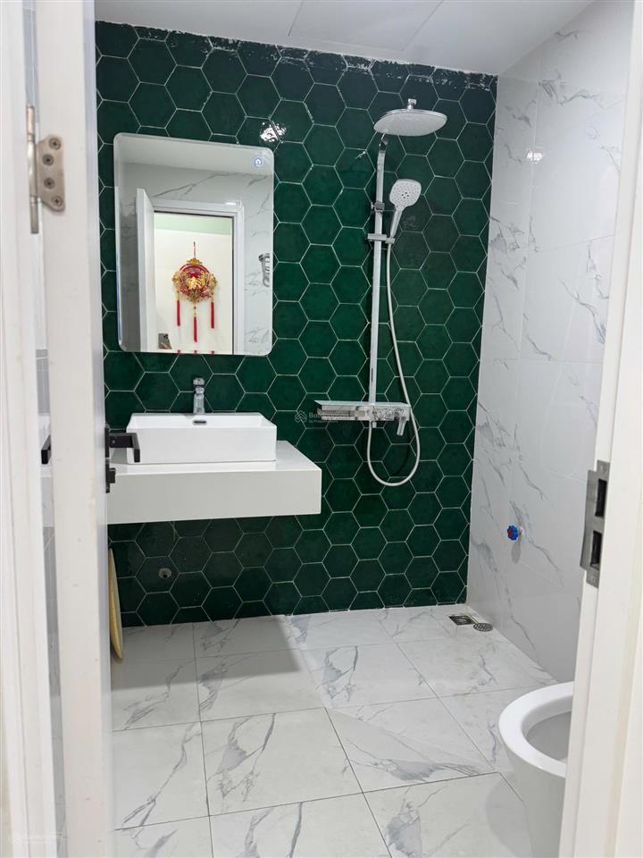Cho thuê căn hộ handico ngõ 107 nguyễn chí thanh 3pn 2wc nhà nguyên bản giá 15tr. 0984 677 ***