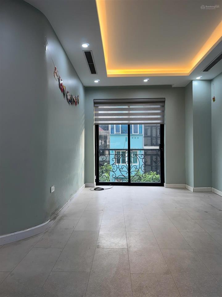 Cho thuê căn hộ handico ngõ 107 nguyễn chí thanh 3pn 2wc nhà nguyên bản giá 15tr. 0984 677 ***