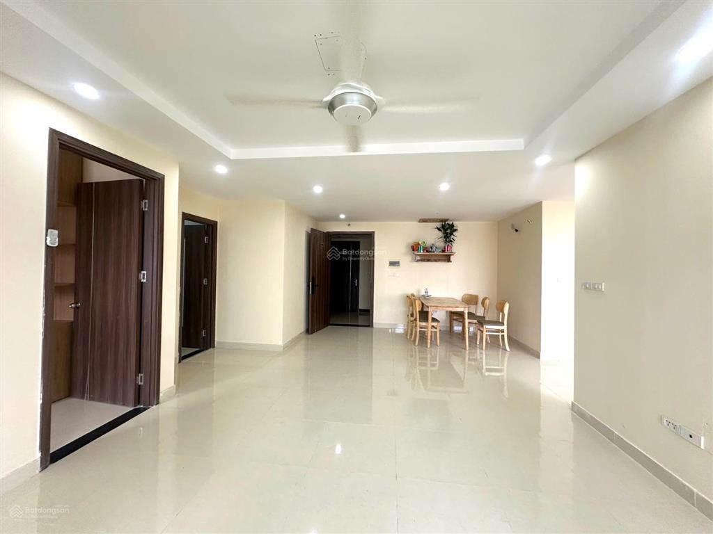 Cho thuê căn hộ m3  m4 nguyễn chí thanh 140m2  3pn 2wc giá 15tr/tháng, tt3c1. 0984 677 ***