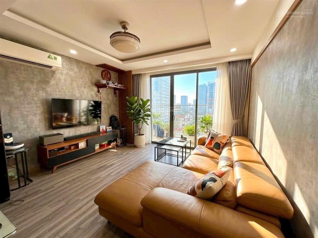 Cho thuê chung cư vườn xuân 71 nguyễn chí thanh  đống đa 2pn 2wc full đồ. 16tr. 0984 677 ***
