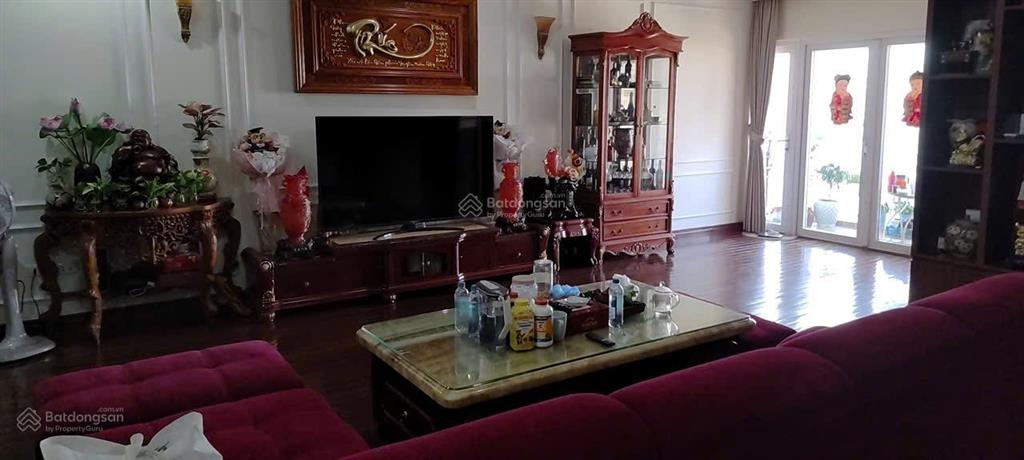 Cho thuê căn hộ chung cư m5 nguyễn chí thanh 150m2 3pn full đồ có slot ô tô. 18tr 0984 677 ***