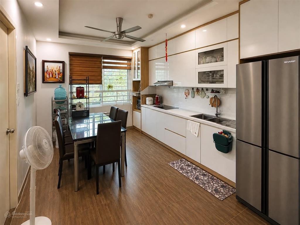 Cho thuê căn hộ ngõ 107 nguyễn chí thanh 90m2  2pn 2wc full đồ giá 15tr/tháng. 0984 677 ***