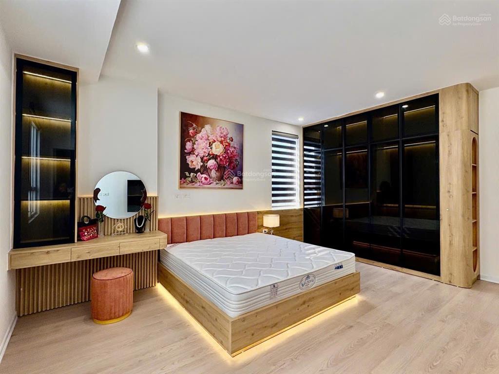 Cho thuê căn hộ chung cư g3ab  yên hoà sunshine vũ phạm hàm 2pn 2wc fulk đồ mới, 15tr. 0984 677 ***
