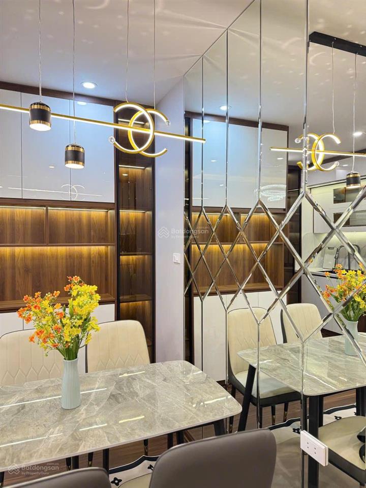 Bán cc brg tại 25 lê văn lương, 8,6 tỷ, 62,4 m2, 2pn, 1wc