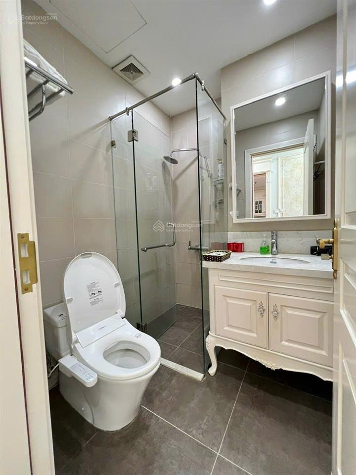 Bán cc royal city, 10,6 tỷ, 103,6m2, 3pn, 2wc, đẹp nhiều tiện ích