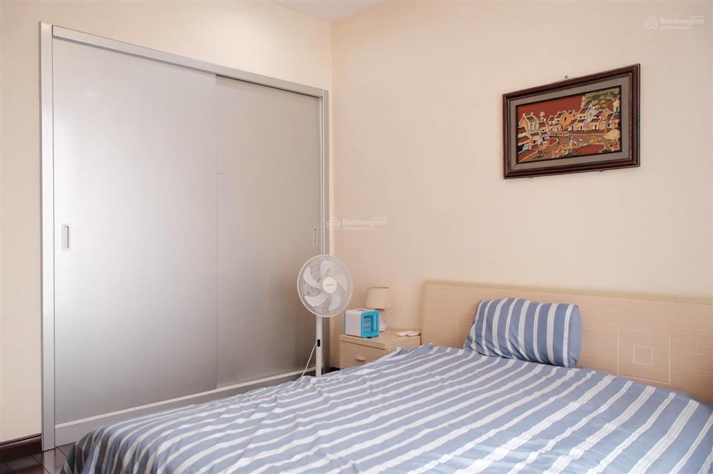 Bán cc royal city, 10,6 tỷ, 103,6m2, 3pn, 2wc, đẹp nhiều tiện ích