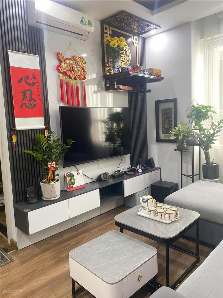 Bán cc 349 vũ tông phan 2pn, 2wc, 62m2, 5,8 tỷ
