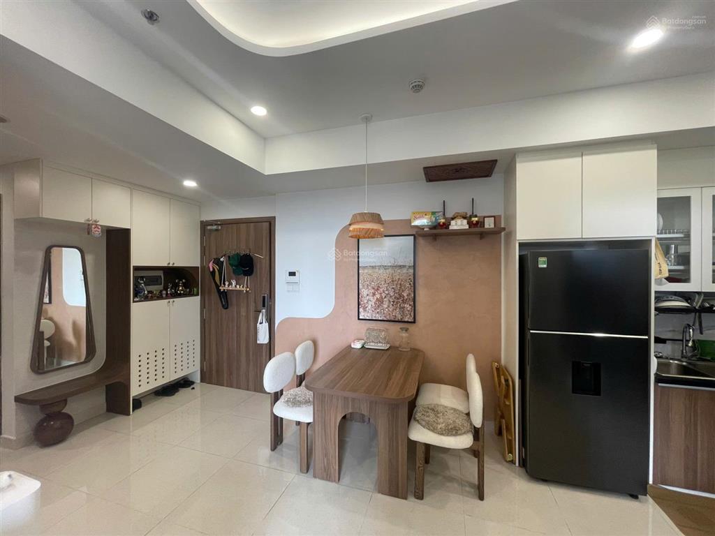 Chính chủ cần bán nhanh 2 căn 1pn và 2pn the rivana có nội thất, sẵn hợp đồng thuê 7tr5 và 9tr5