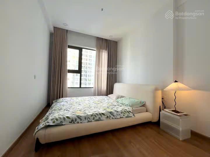 Chủ kẹt bank nên cần bán gấp căn 2pn 73m the rivana giá 3ty190 đầy đủ nội thất view sông sài gòn