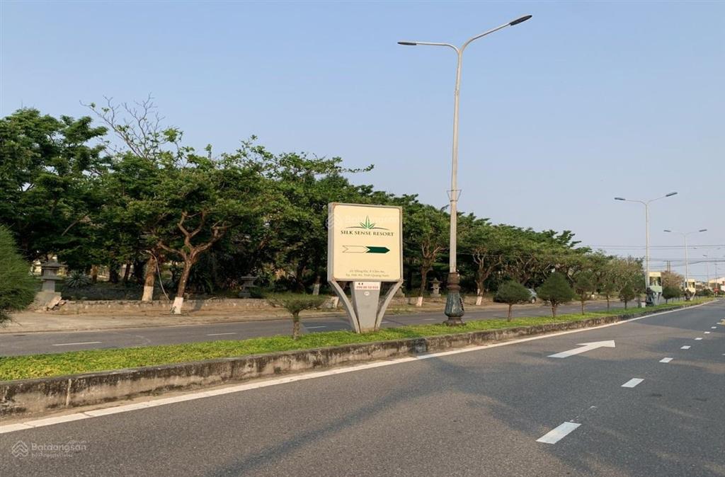 Siêu vip! bán đất 4 mặt tiền 7900m2  149,99 tỷ  mt lạc long quân tx. điện bàn