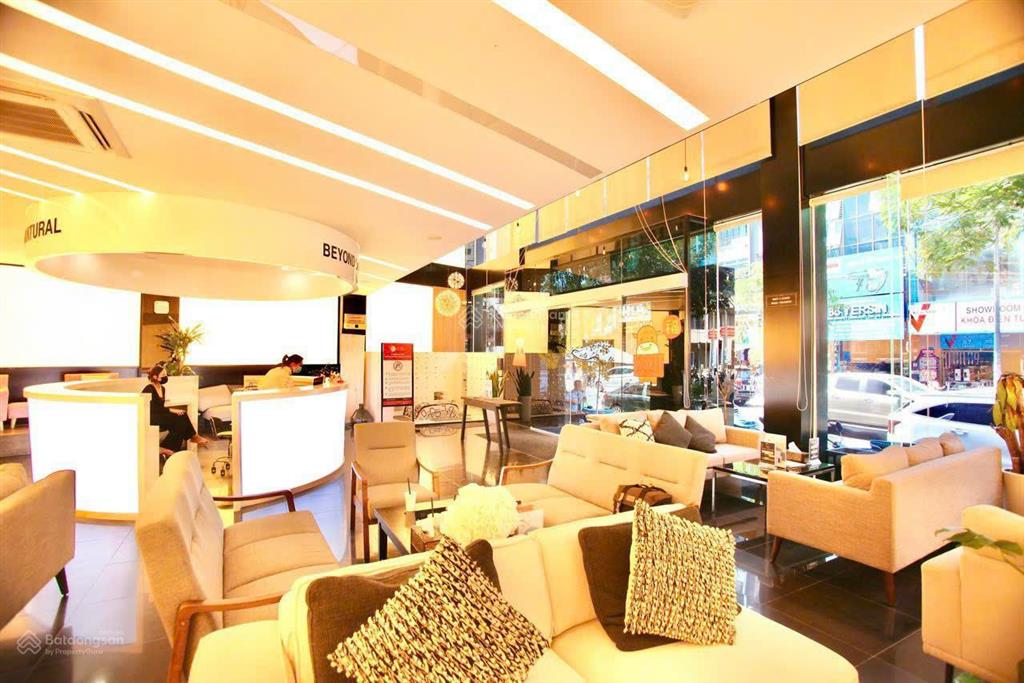Cho thuê tòa văn phòng mặt tiền trần hưng đạo, phường bến thành, quận 1