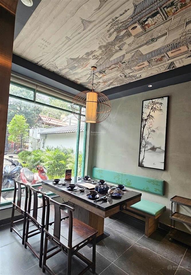 Cho thuê mặt tiền kinh doanh ngang hơn 10m trung tâm quận 3