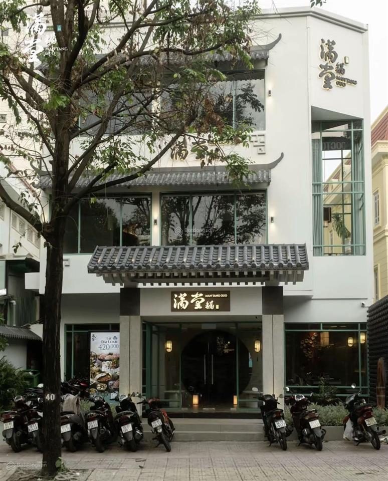 Cho thuê mặt tiền kinh doanh ngang hơn 10m trung tâm quận 3