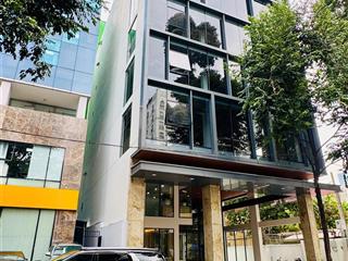 Cho thuê building mặt tiền 17m mới hoàn công trung tâm quận 3