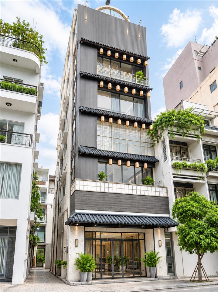 Cho thuê góc 2mt cao thắng 8x20 trung tâm quận 3