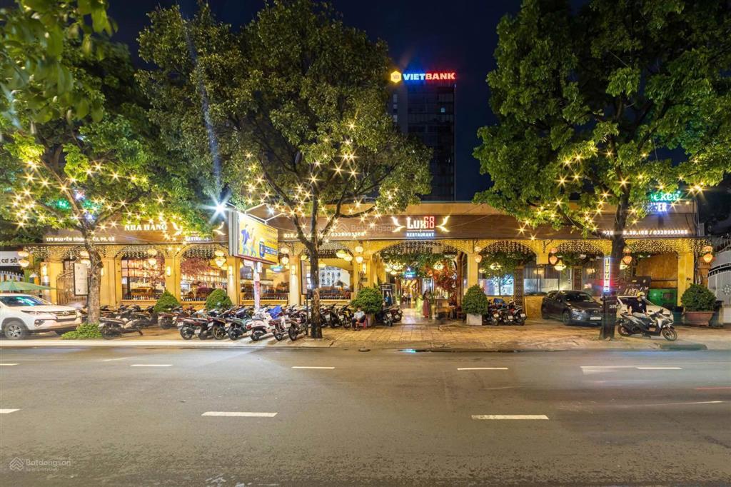 Cho thuê nhà mặt tiền kinh doanh 8m trung tâm quận 3