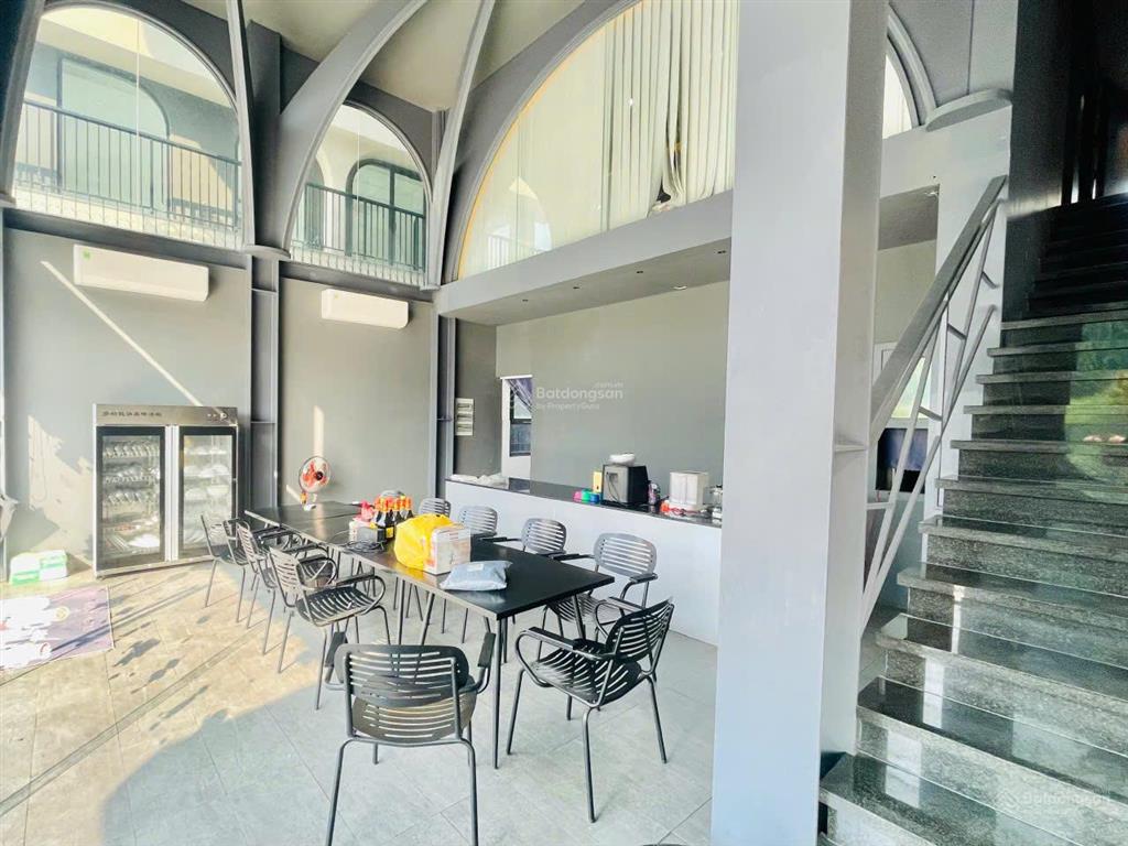 Cho thuê siêu phẩm mới siêu hot gần 1300m2 tại đảo kim cương quận 2