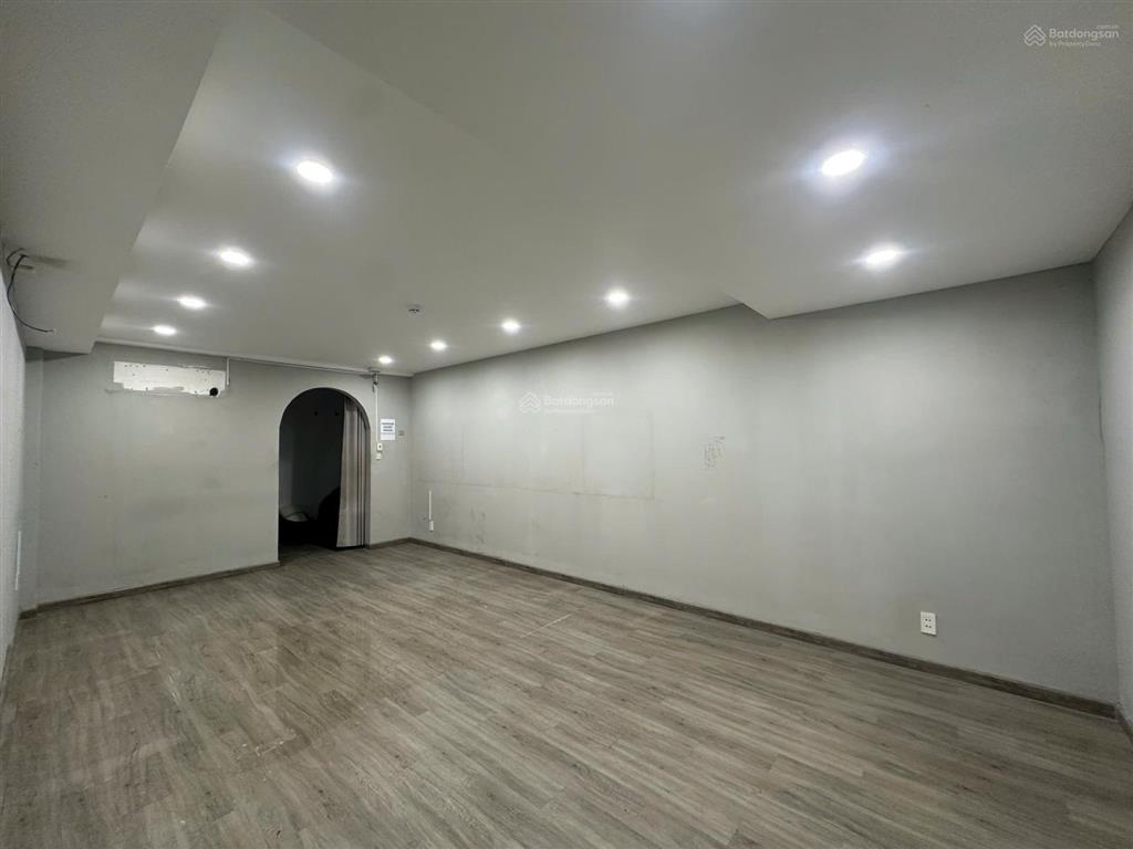 Cho thuê tòa nhà sd 800m2 lương định của, quận 2