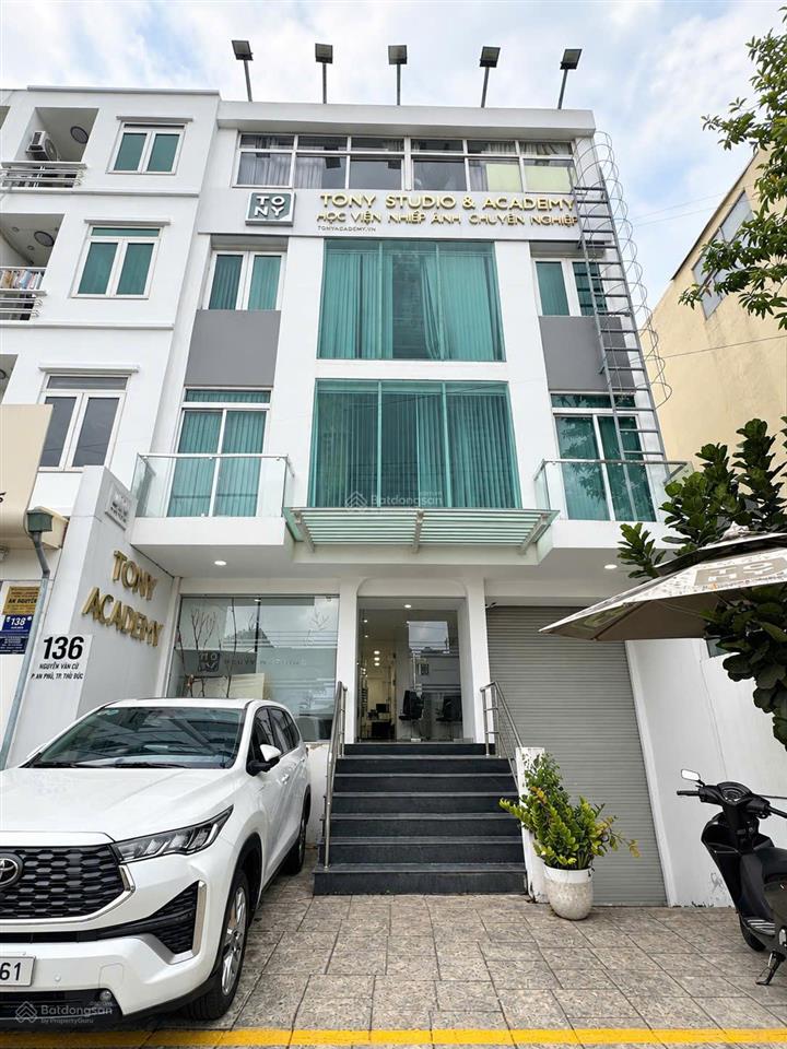 Cho thuê tòa nhà sd 800m2 lương định của, quận 2